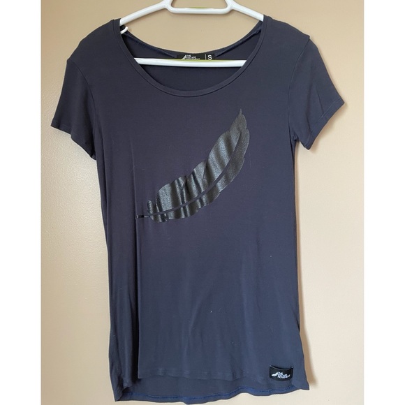 “The Escape Movement” T-Shirt - Picture 1 of 2